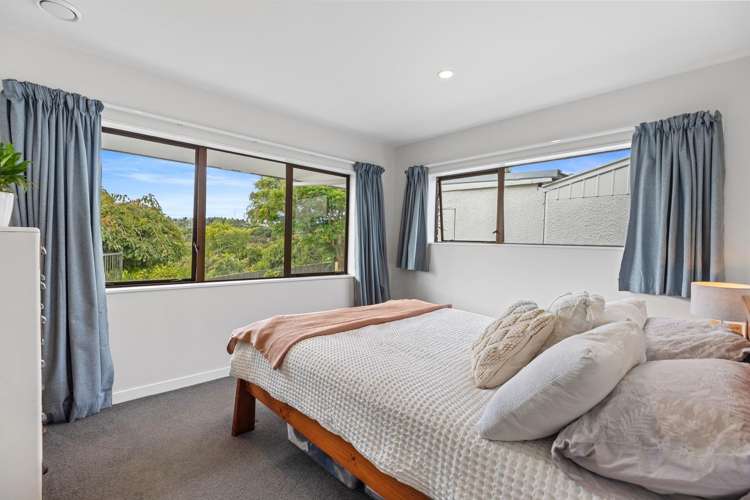 8 Lochinvar Place Hairini_7