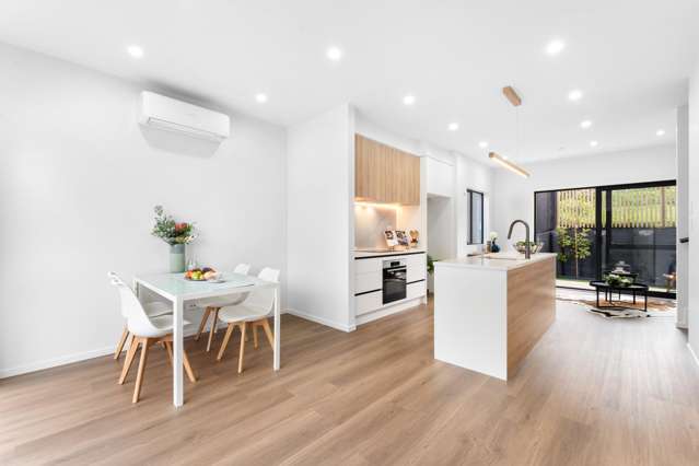 Freehold - Sunlit Corner Site - Views