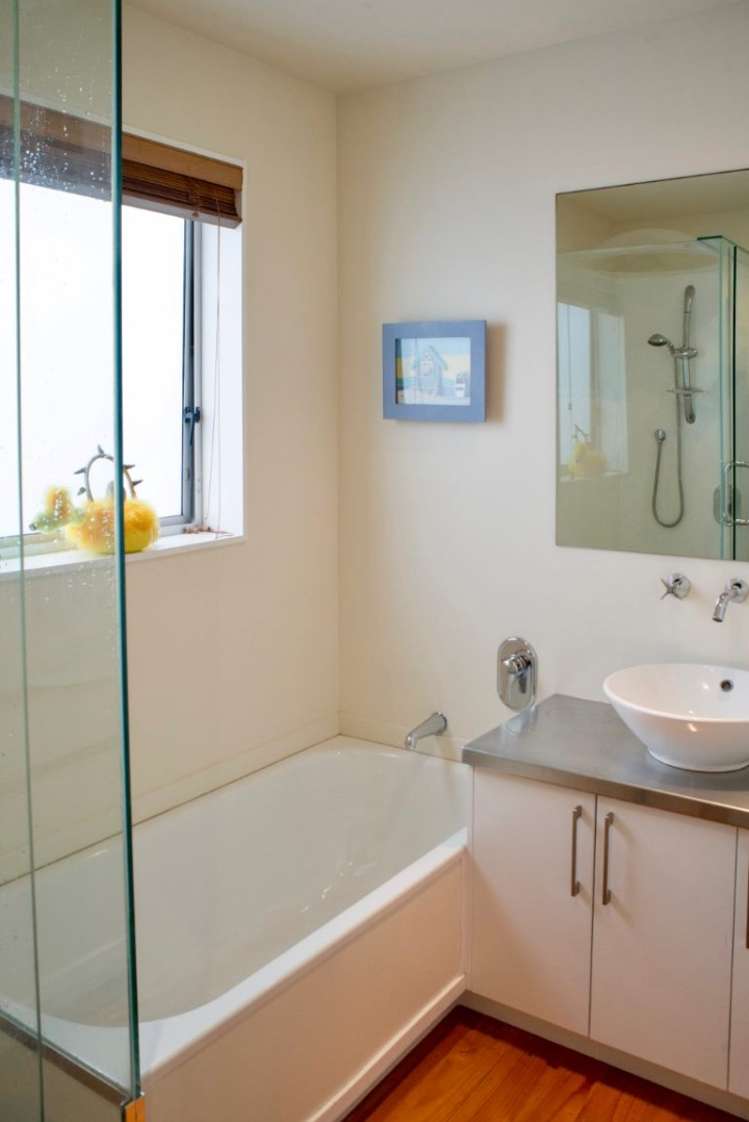 3/19 Burnham Street Seatoun_11