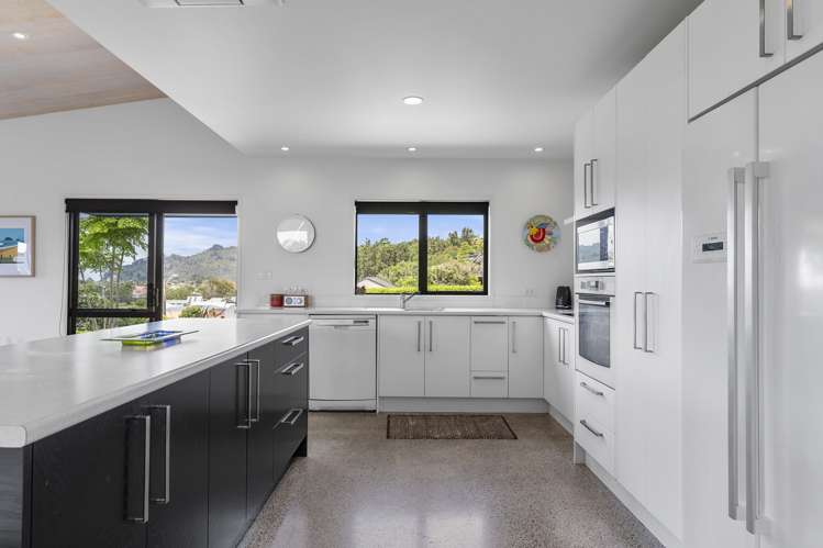 203 The Drive Whangamata_6