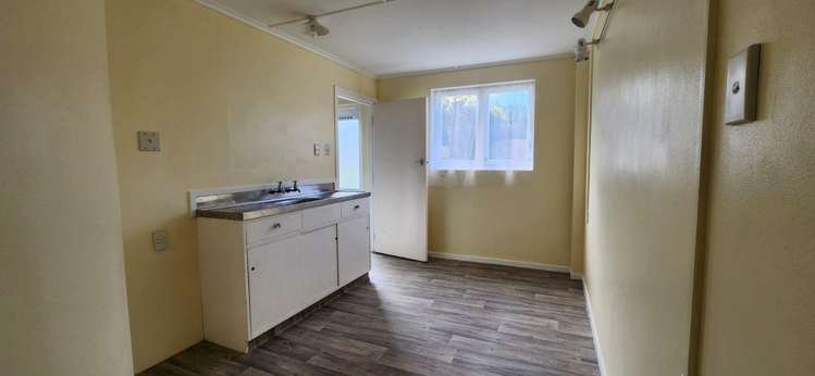 64 Otonga Road Springfield_21