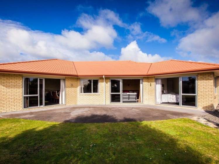 25 Montrose Place Highlands Park_29