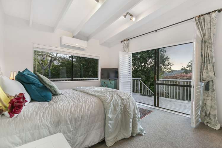 1133 Huia Road Huia_11