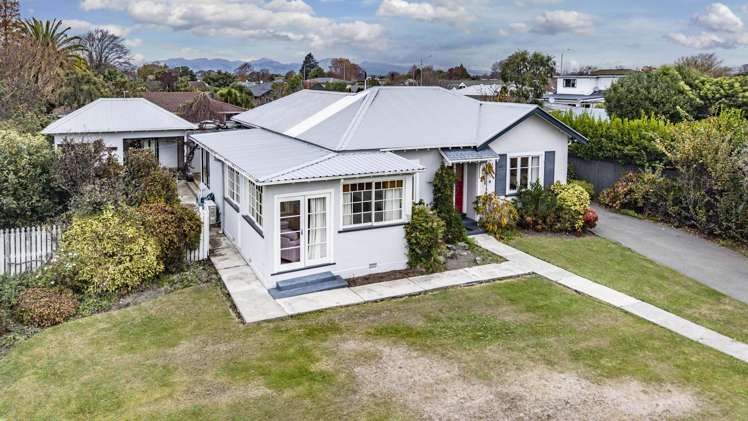 47 Pitcairn Crescent Bryndwr_28