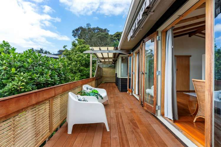 20 Oruamo Place Beach Haven_24