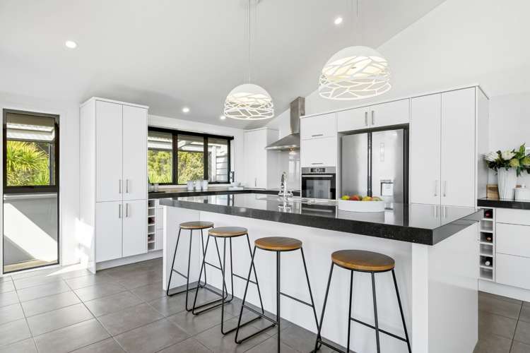 15 Seagate Place Red Beach_14