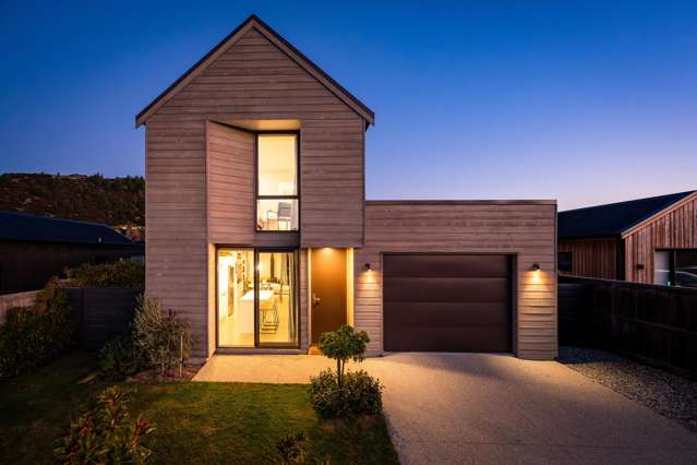 8 Glen Dene Crescent Wanaka_1