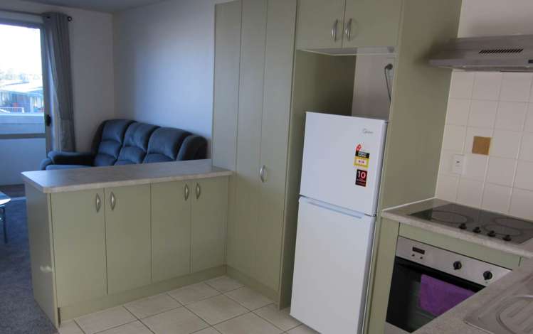 26/3 Riverside Road Orewa_5