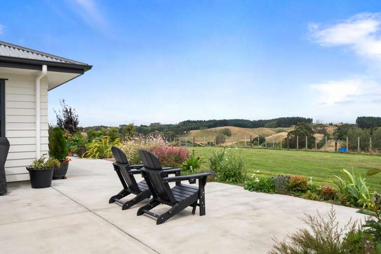 29 Fry Road Halcombe_29