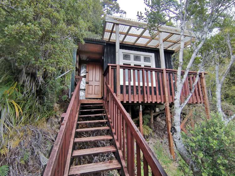 1 Cemetery Road Westland Surrounds_17