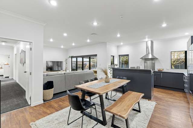 2 Pharazyn Street Feilding_1