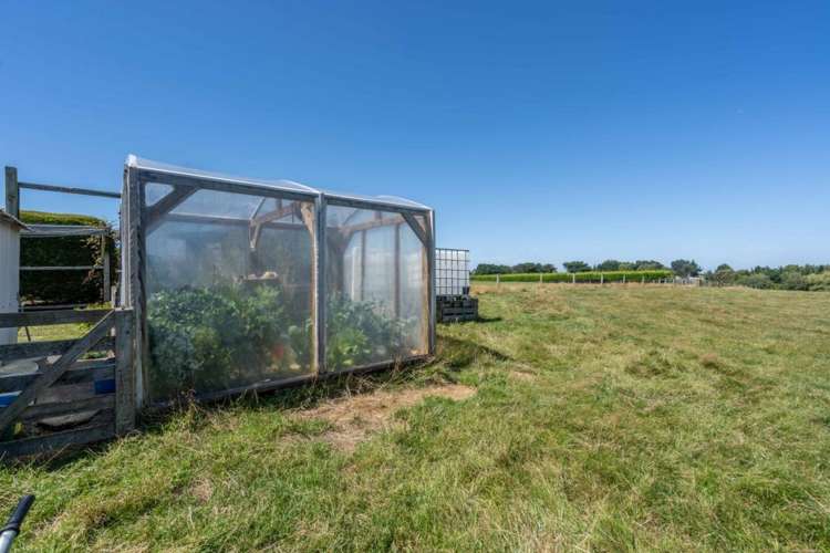 473 Avon Road Tisbury_25