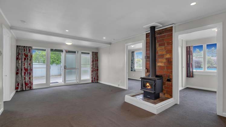21 Holton Road_4
