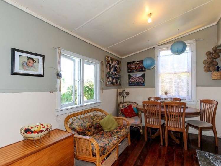 63 Queen Street Waitara_2