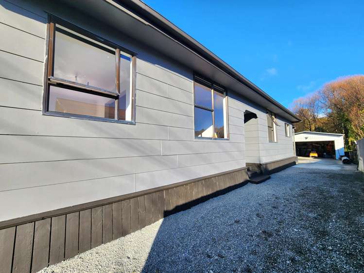 9 Inverness Street Dunollie_15