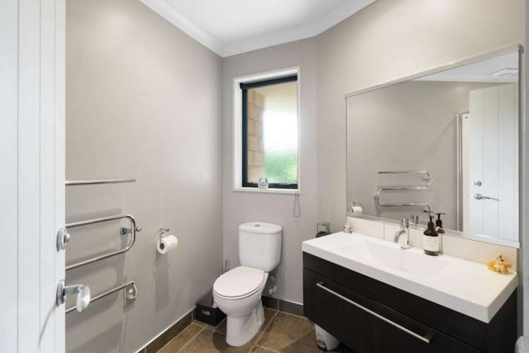 8 Devine Drive Rolleston_21