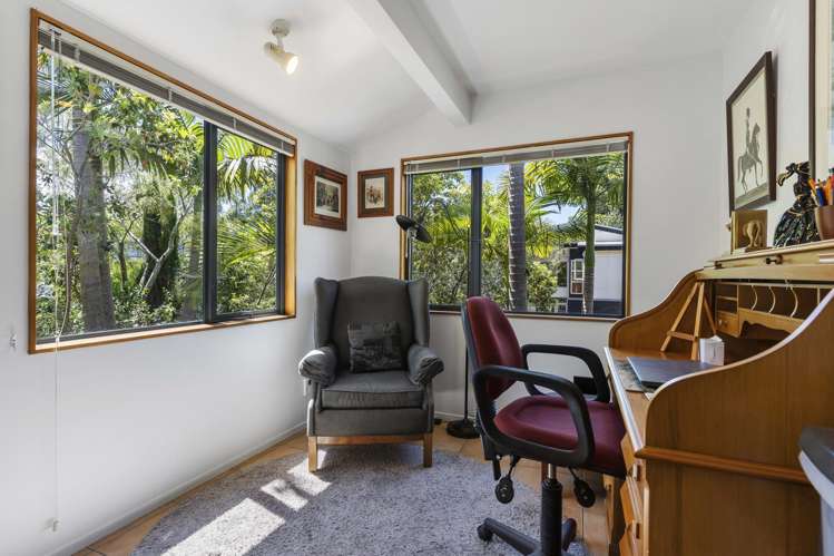 16 Poturi Streams Avenue Titirangi_7