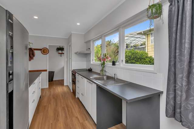 5 Raewyn Street Morningside_4