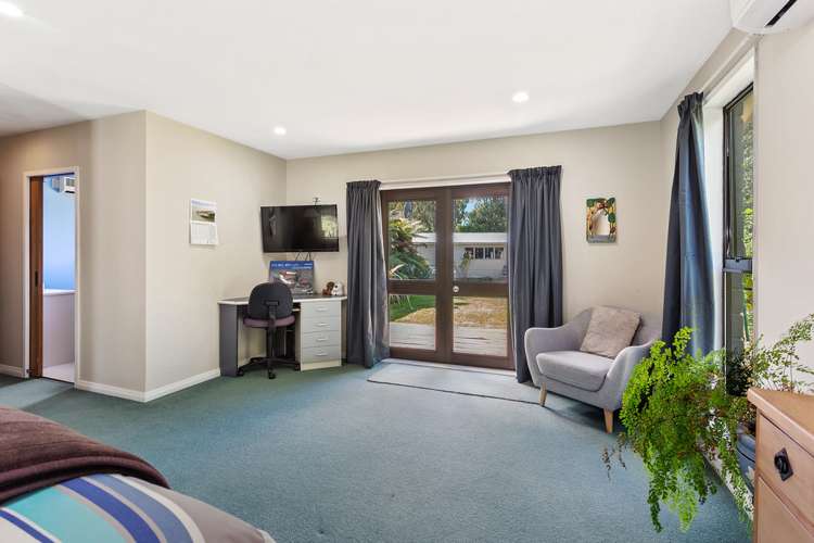 3 Woodfield Place Woodend_14