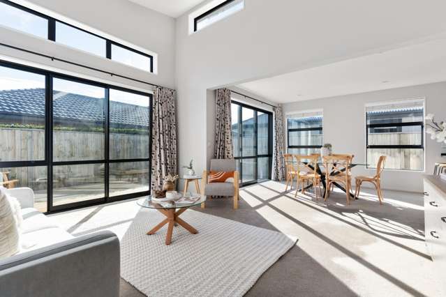 27 Silverstream Boulevard 1467_1