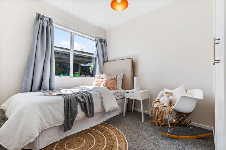 41 Meadowvale Rise Titirangi_27