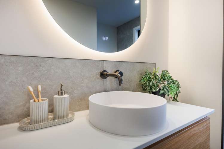 16B St Albans Avenue Hokowhitu_14