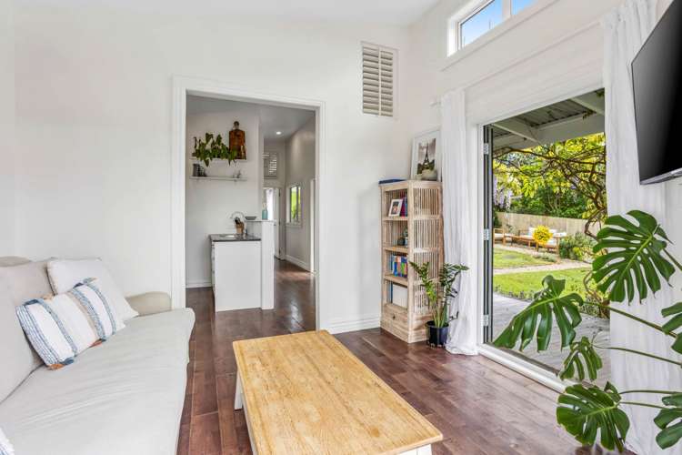 10 Kauri Road Stanmore Bay_8