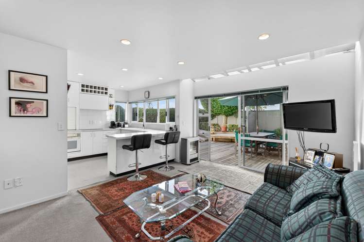 2/176 Upland Road Remuera_6