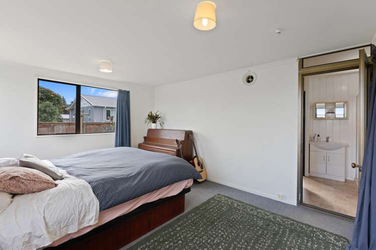 3A Manuka Street Otaki Beach_17