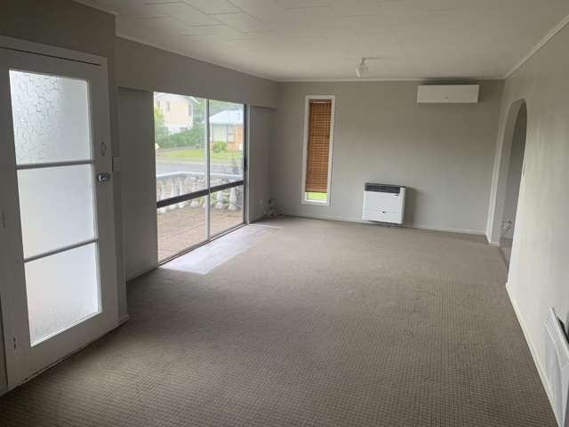 36 Hazelwood Ave 1057_2