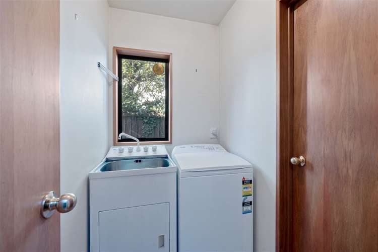 2 Kinleys Lane Saint Albans_14