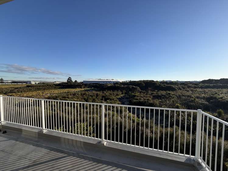 14/15 Bishop Lenihan Place East Tamaki_4