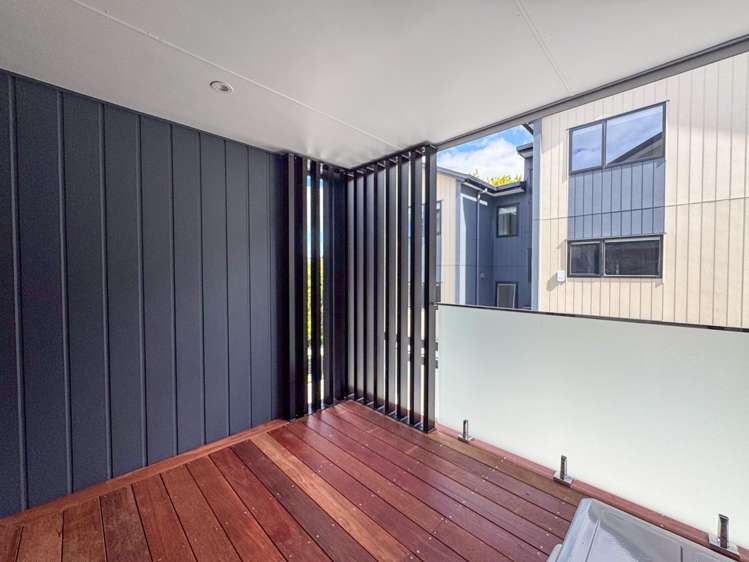 11/21 Eastview Road 10026_11