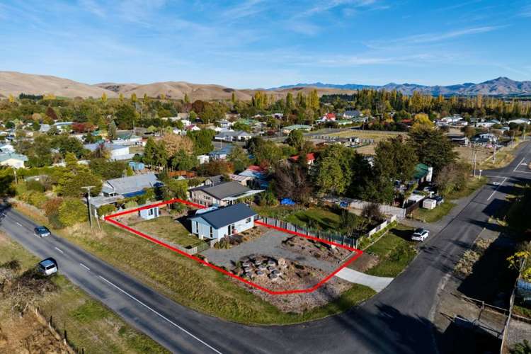 27 Parnassus Street Waiau_0