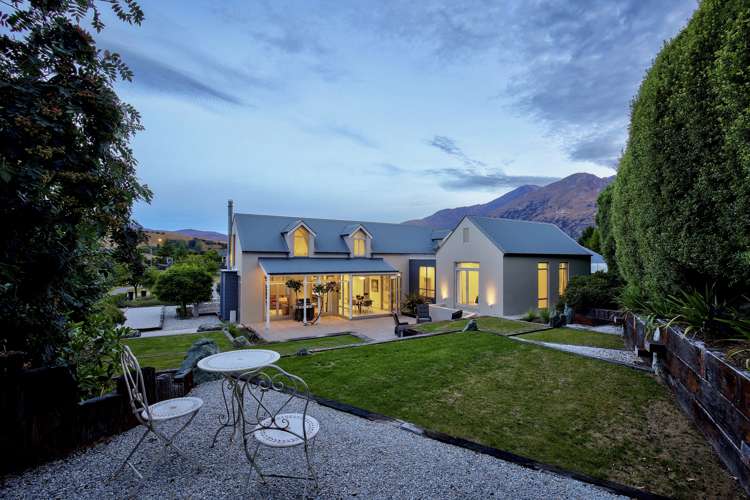 7 Gretton Way Lower Shotover_24