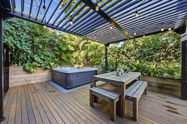 10 Onslow Road_1