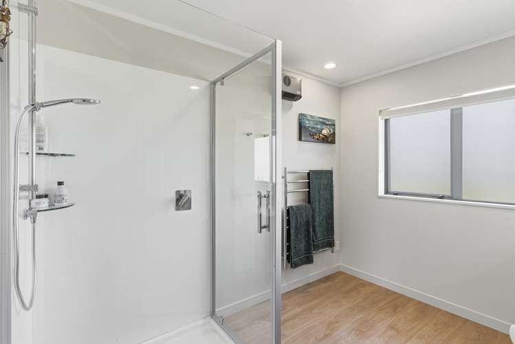 100 Milne Drive Paraparaumu_23