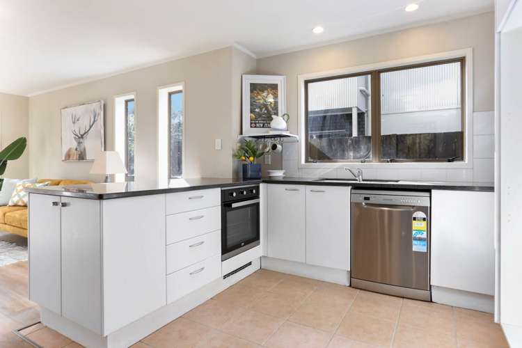 24 Springwood Place Mount Eden_5