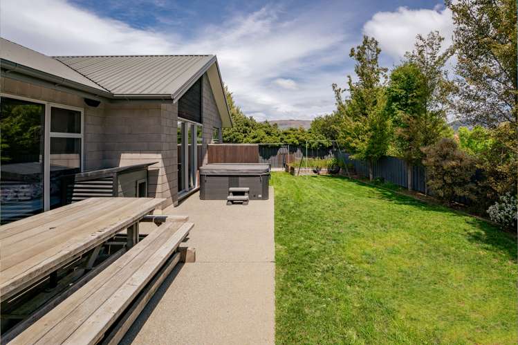 58 Mount Iron Drive Wanaka_23