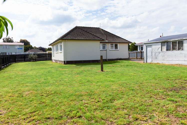 31 James Street Dannevirke_13