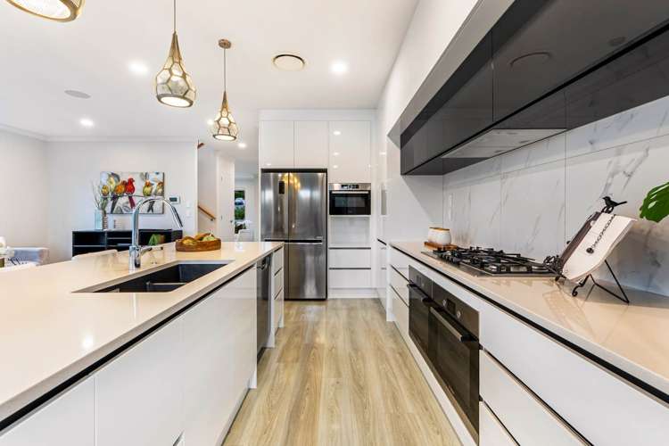 58 Colonial Drive Silverdale_12