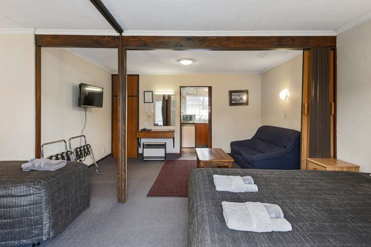 347 Worcester Street Linwood_10