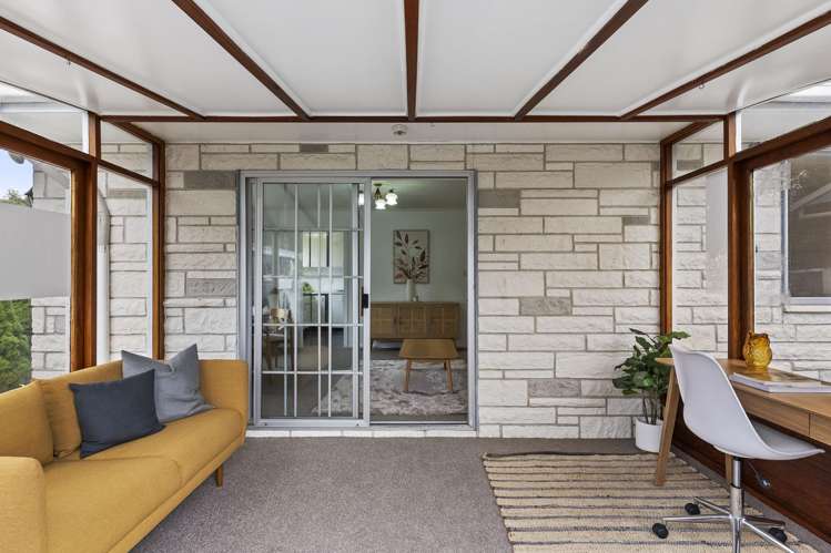 27A Shanly Street Brown Owl_11