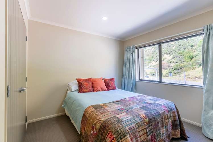 5/8 Wellington Road Paekakariki_7