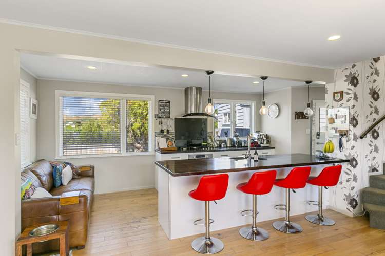 23 Beazley Avenue Paparangi_1