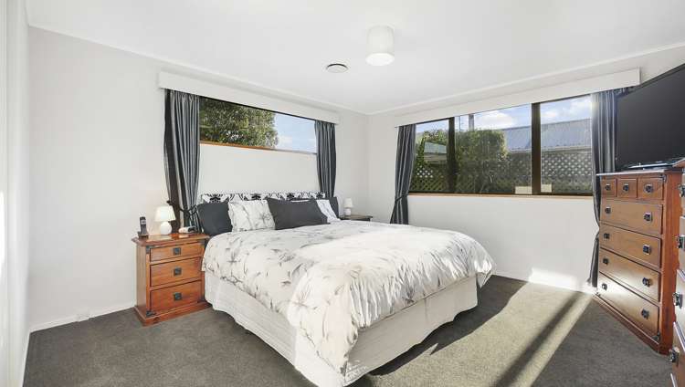 6 School Lane Kirwee_7