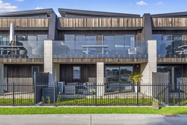 4/2 Stewart Street Raglan_3