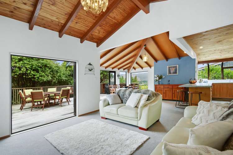 47 Peterhouse Street Tawa_1