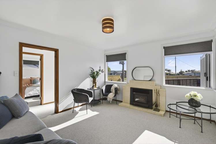 26A Cowling Road Hurdon_11