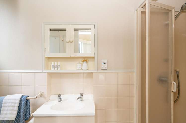 99 Lewis Street Gladstone_21